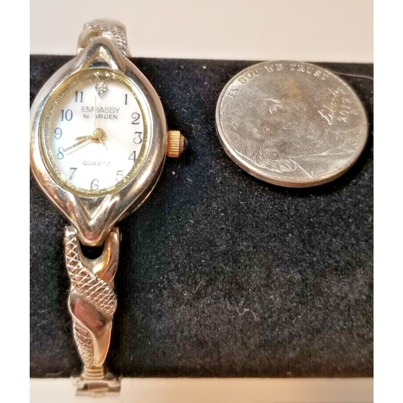 Vtg Bill Blass Embass By Gruen Women’s Watch Silver Tone Ladies Wristwatch - Picture 6 of 7